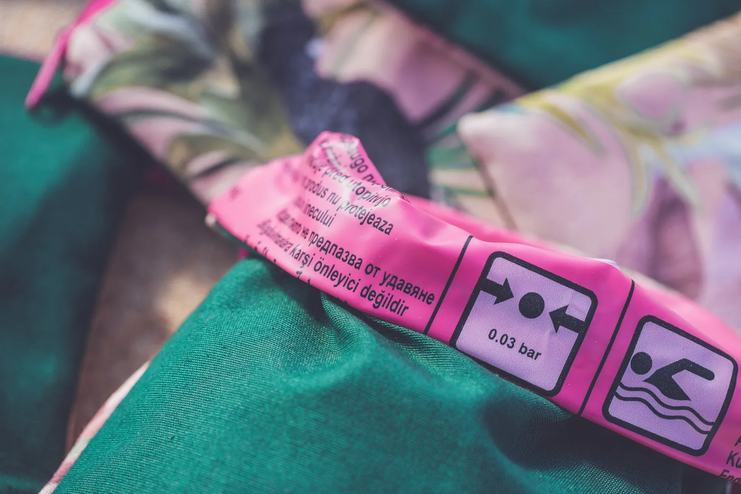 BIRDS PARADISE BIKINI BAG