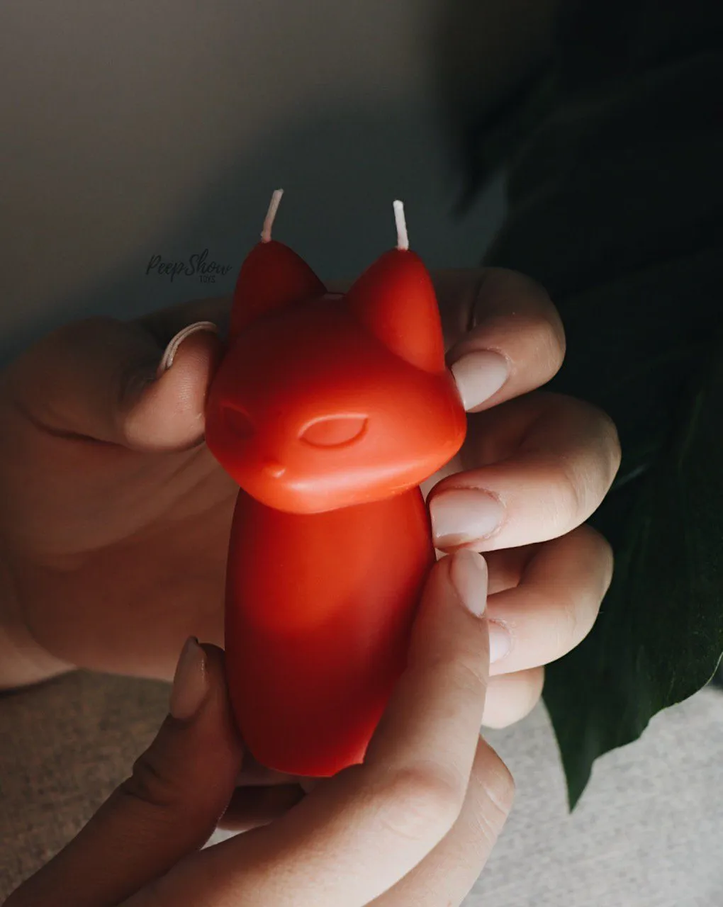 Blush Temptasia Fox Drip Candle