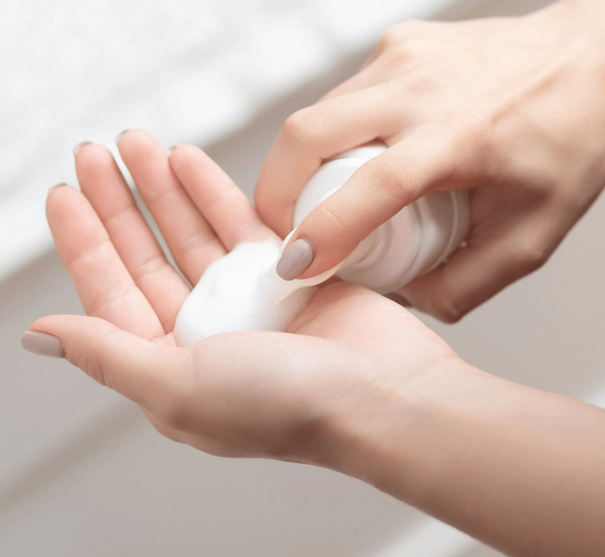 Khichi Beauty Luxurious Clarifying Facial Cleansing Mousse