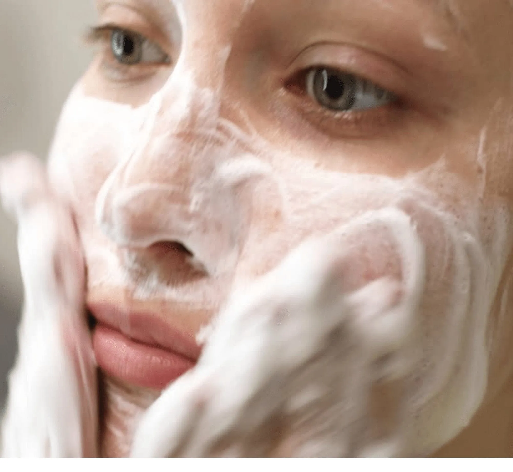 Khichi Beauty Luxurious Clarifying Facial Cleansing Mousse