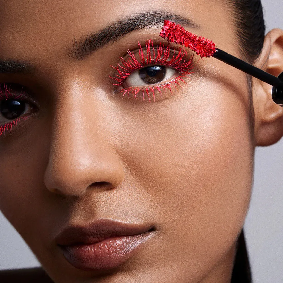 Pat McGrath Dark Star Mascara Renegade Red (Vibrant Red)